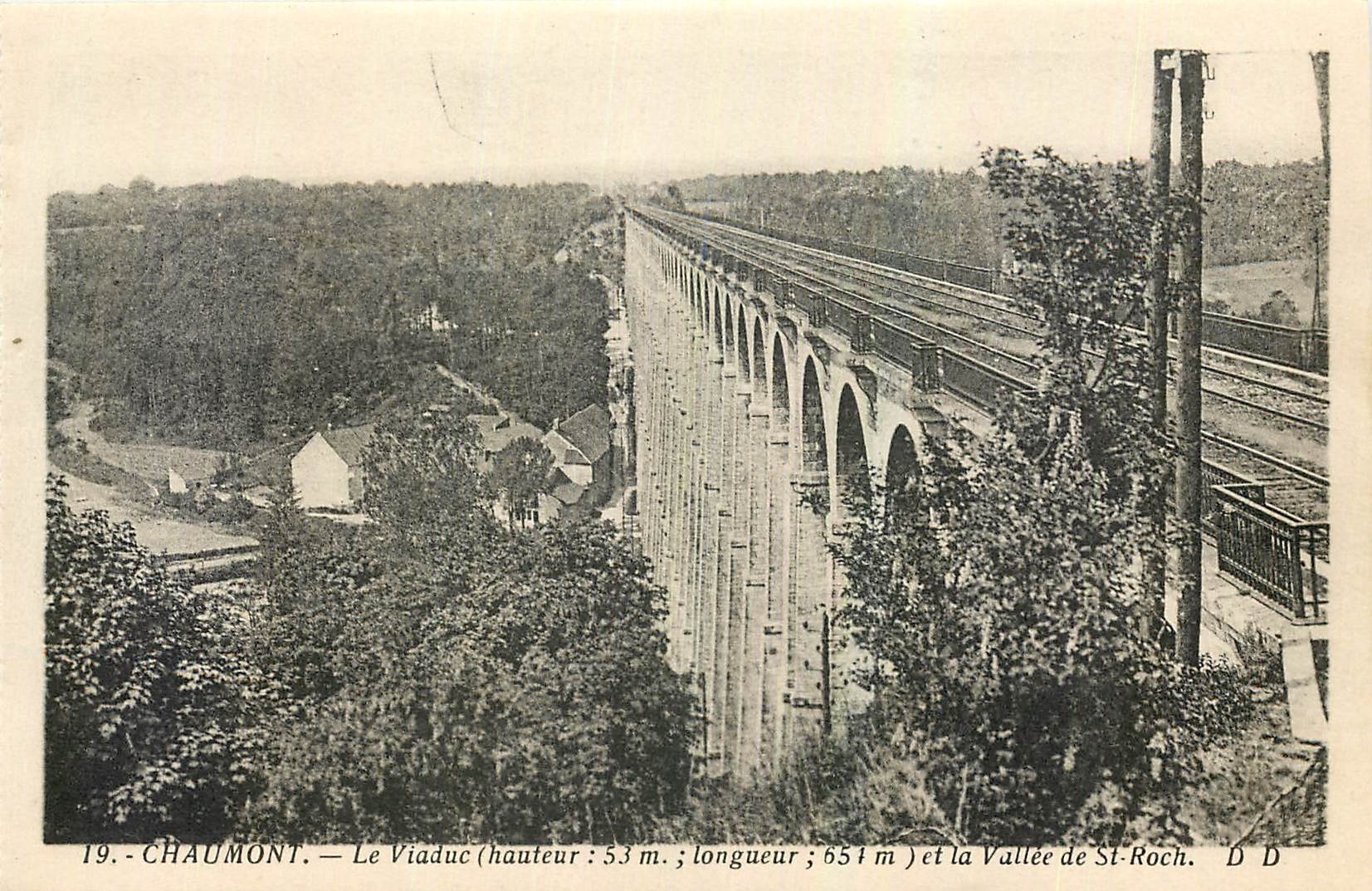 CPA Chaumont Le Viaduc et la Vallee de St Roch 