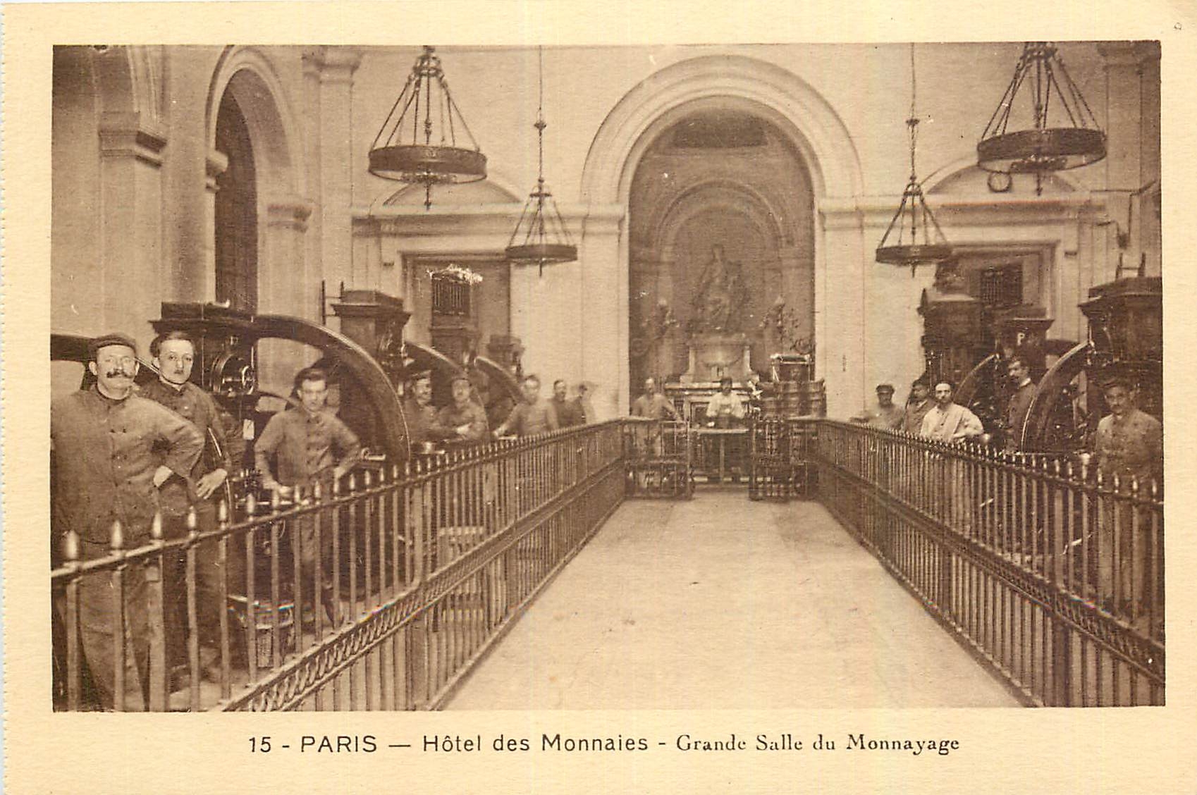 PARIS — Hotel der Münzen — Große Halle der Münzprägung