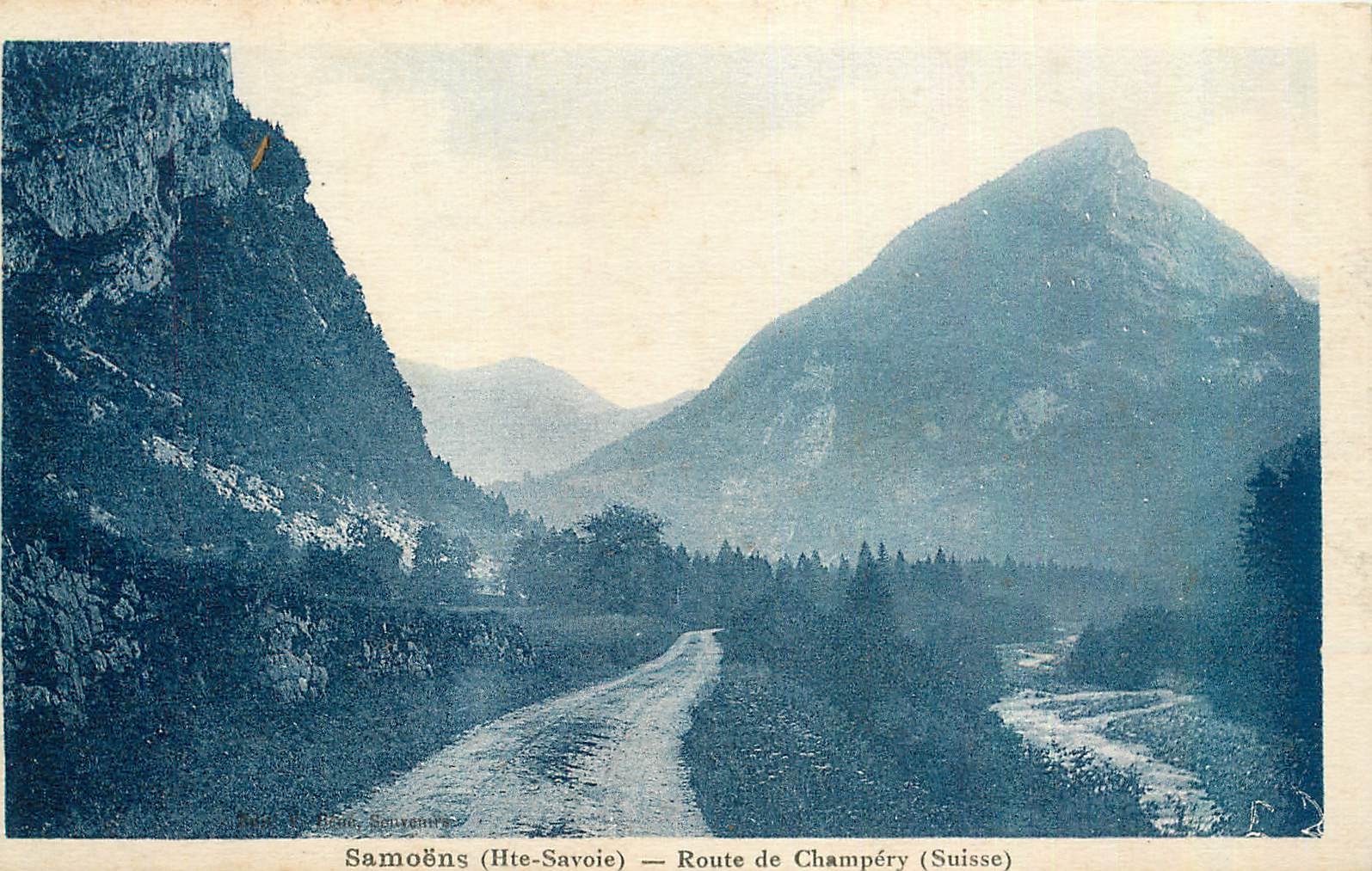 CPA Samoens Hte Savoie Route de Champery Suisse 