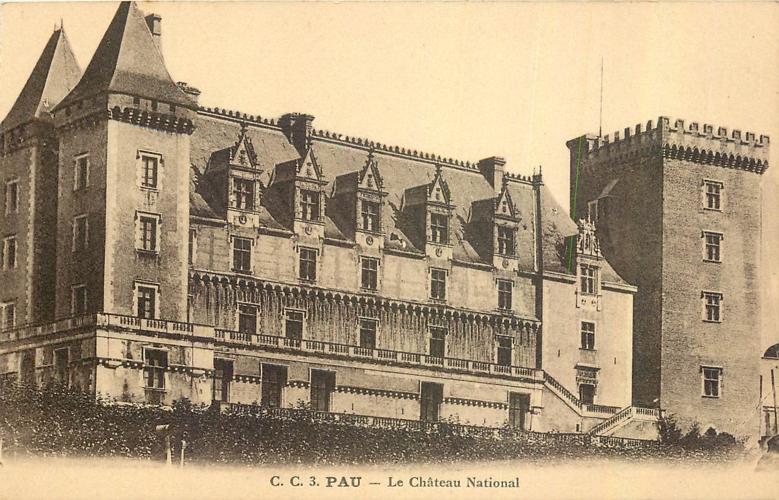 Pau — Le Château National — Carnache, éditeur, Pau