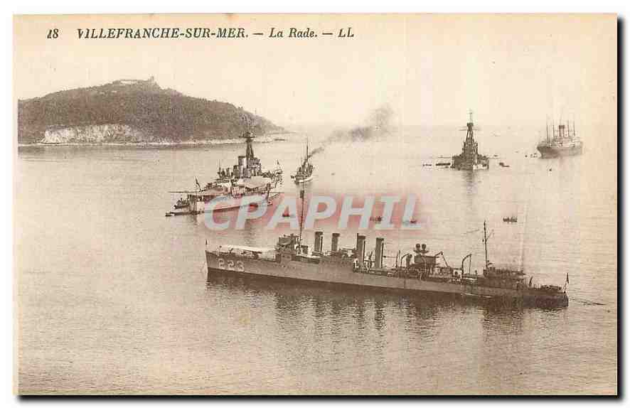 CPA Villefranche sur Mer La Rade Bateaux de guerre