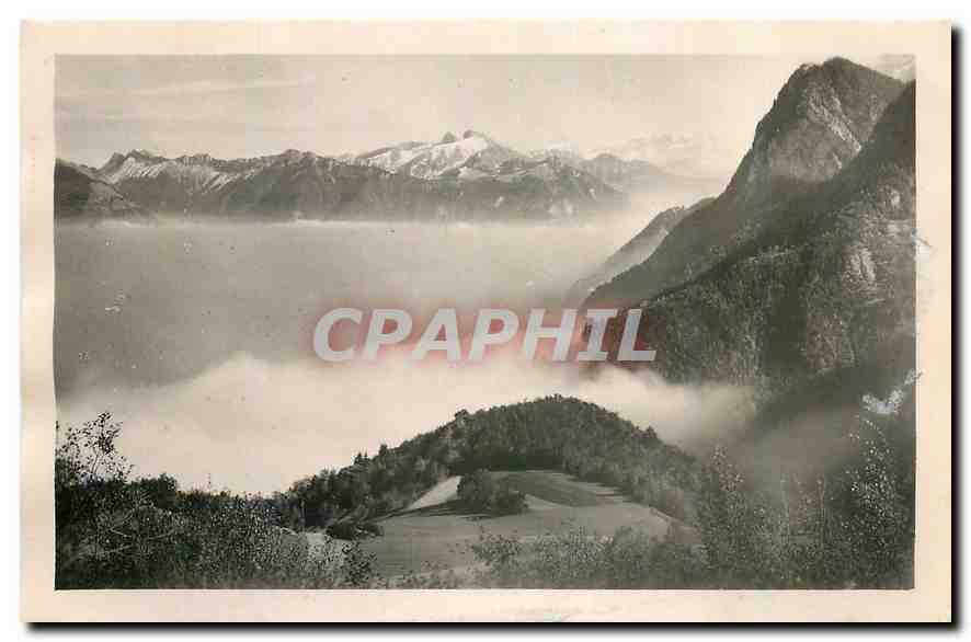 Thollon (Haute-Savoie) — Mer de nuages sur le Léman, vue sur les montagnes suisses (Rocliers de Nayces et Diablerets) — Éditeurs J. CELLARD, montée du Chemin-Neuf