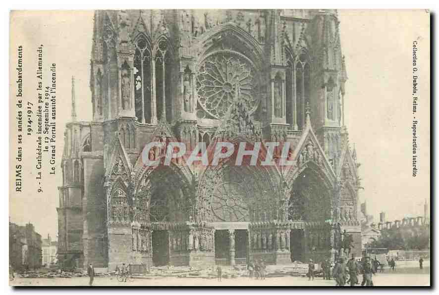 CPA Reims dans ses annees La Cathedrale 