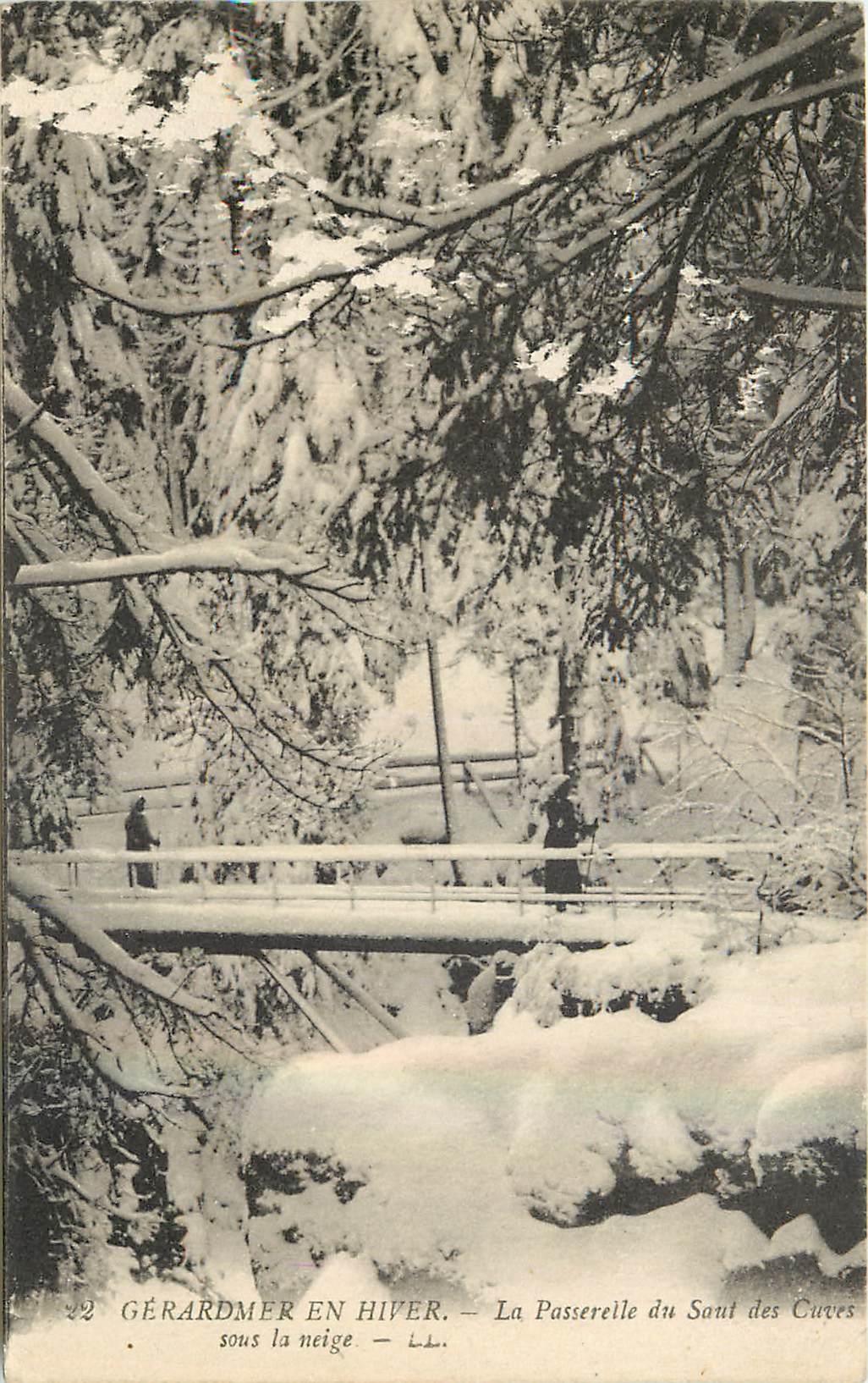 CPA Gerardmer en Hiver La Paserelle du Soul des Cuves sous la neige 