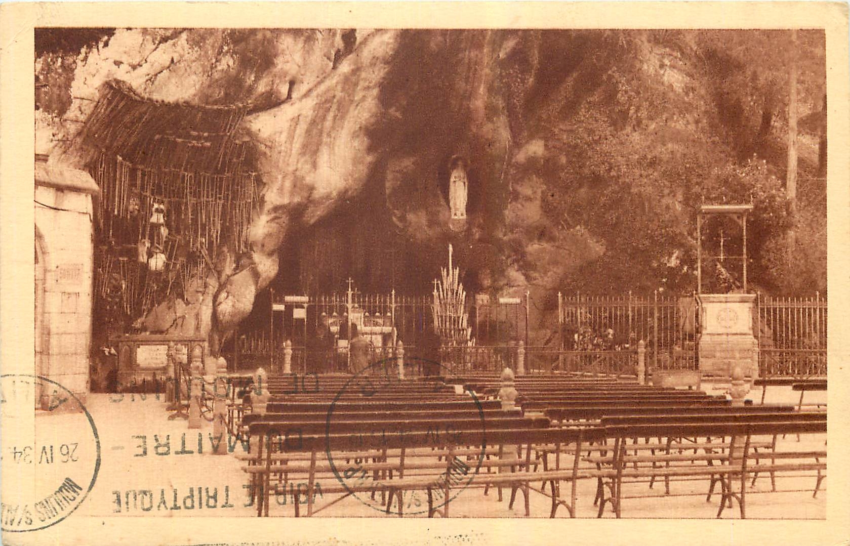 CPA Lourdes La Grotte miraculeuse 