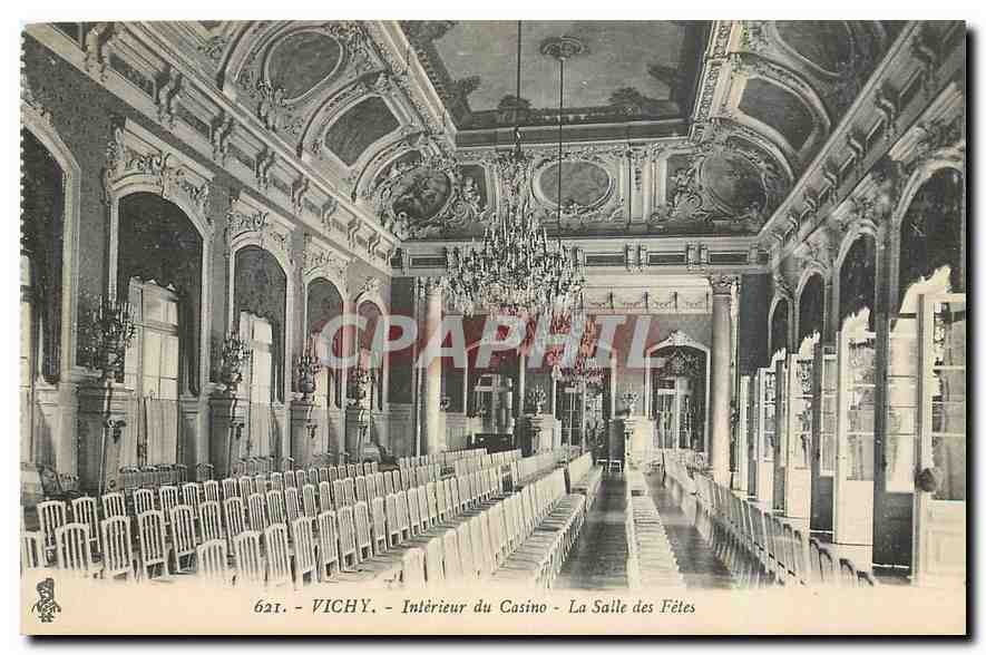 CPA Vichy Interieur du Casino La Salle des Fetes 