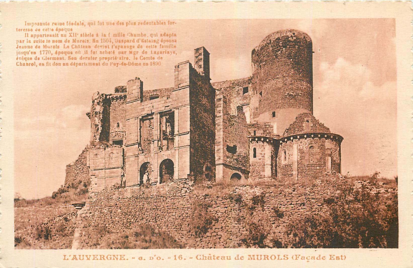 CPA L'Auvergne Chateau de Murols Facade Est 