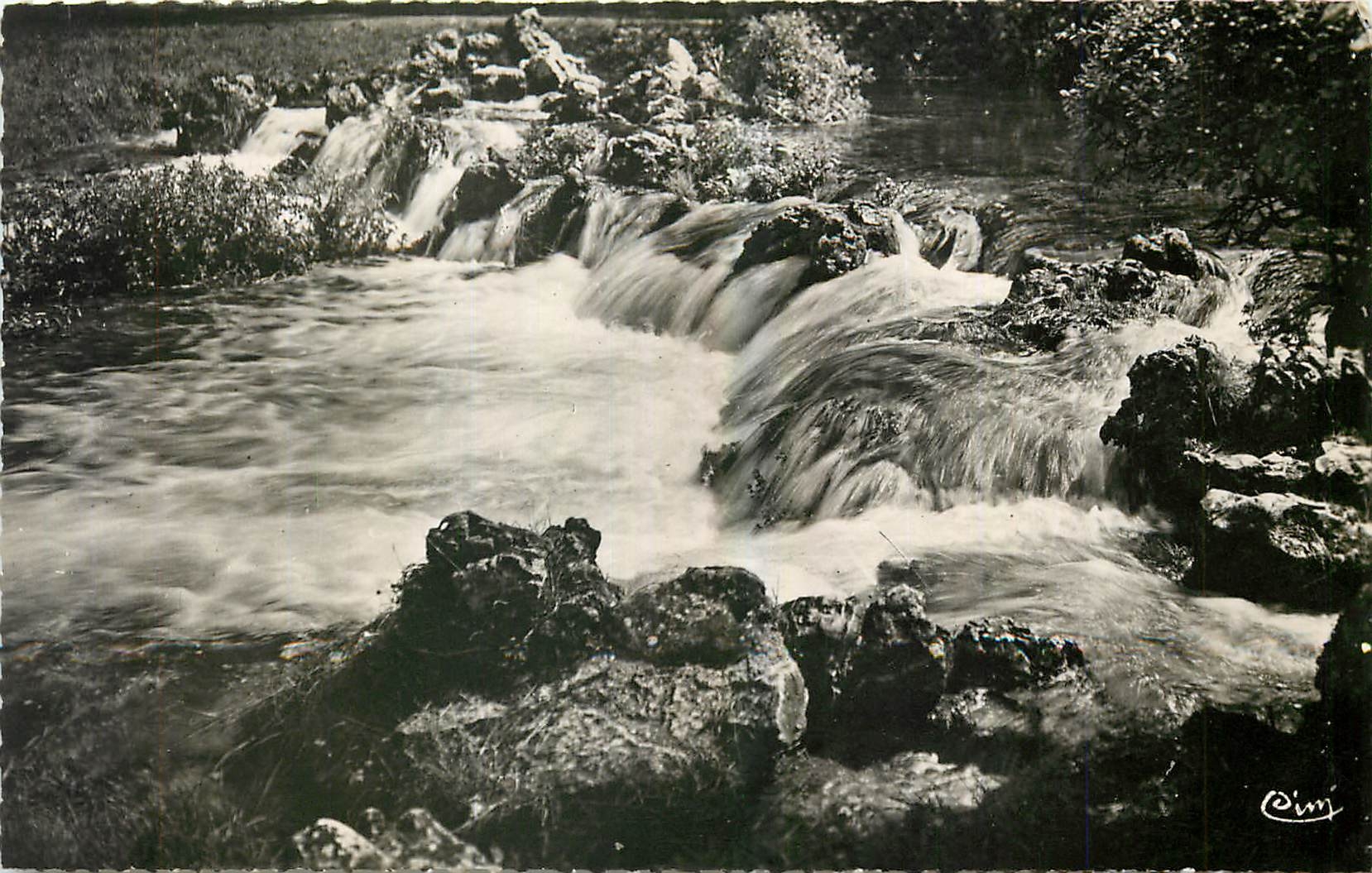 CPA Chatillon sur Seine C d'Or Source de la Douix 