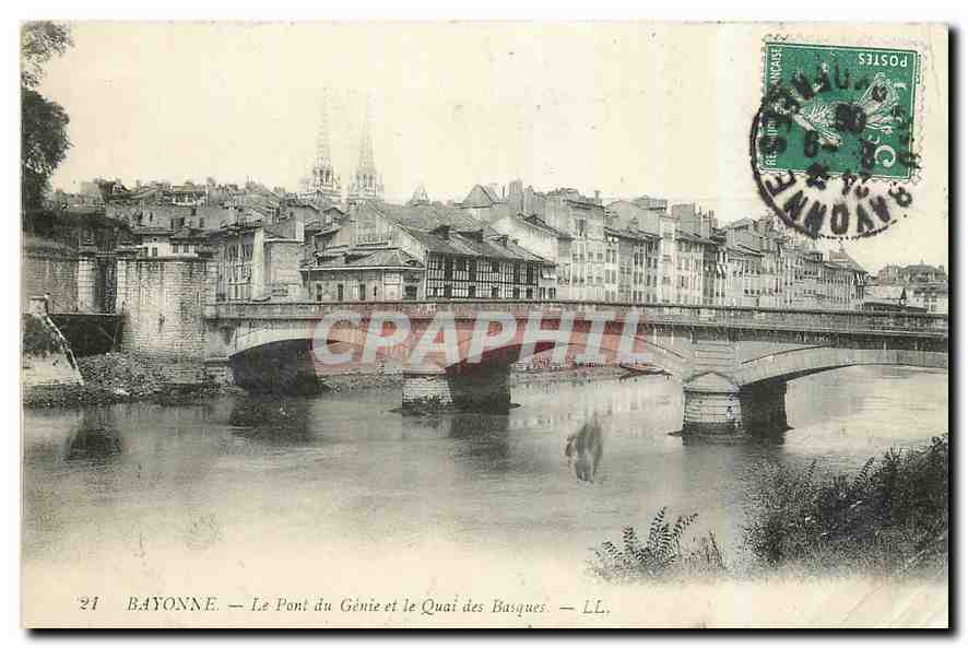 CPA Bayonne Le Pont du Genie et le Quai des Basques 