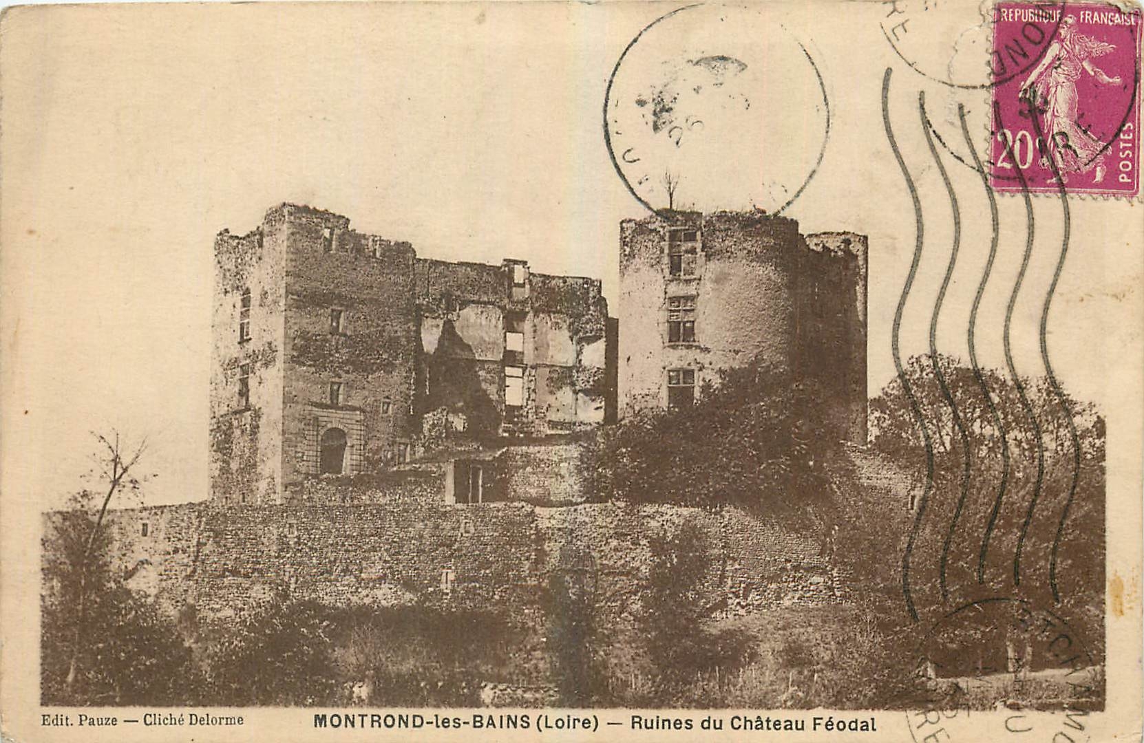 CPA Montrond les bains Loire Ruines du Chateau feodal 