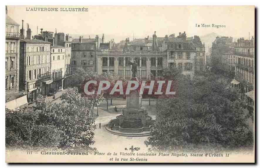 CPA L'Auvergne Illustree Clermont Ferrand Place de la Victoire ancienne Place Royale Statue d'Urbain