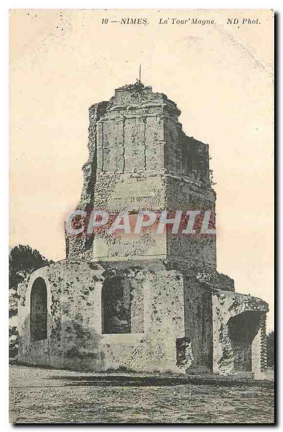 CPA Nimes La Tour Magne 