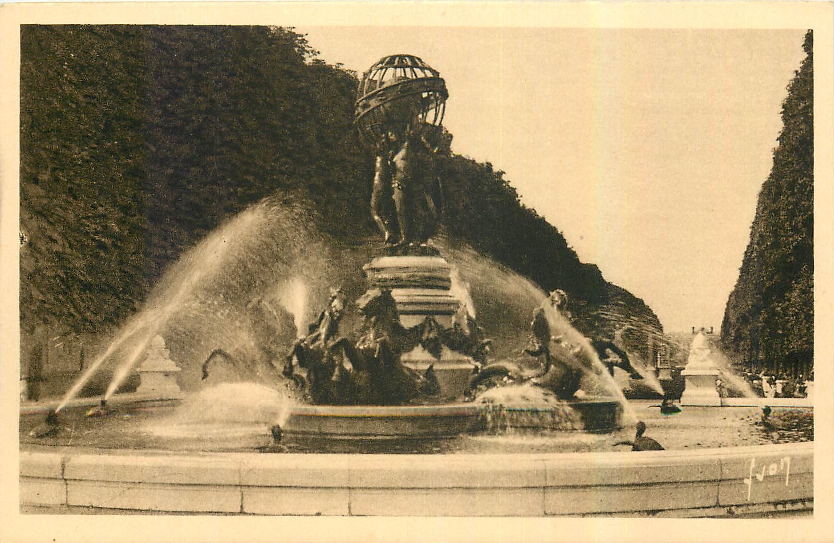 CPA Paris en flanant Fontaine de Carpeaux Jardins de l'Observatoire 