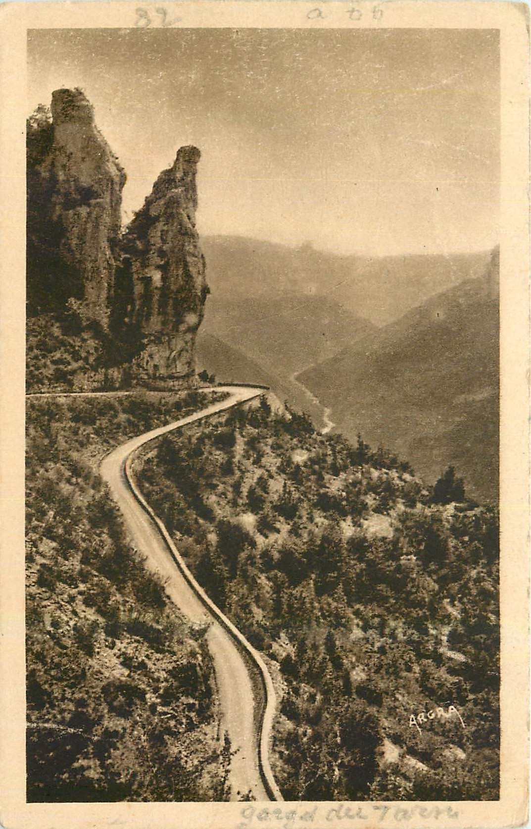 CPA Gorges du Tarn Route des Vignes au Causse Mejean 