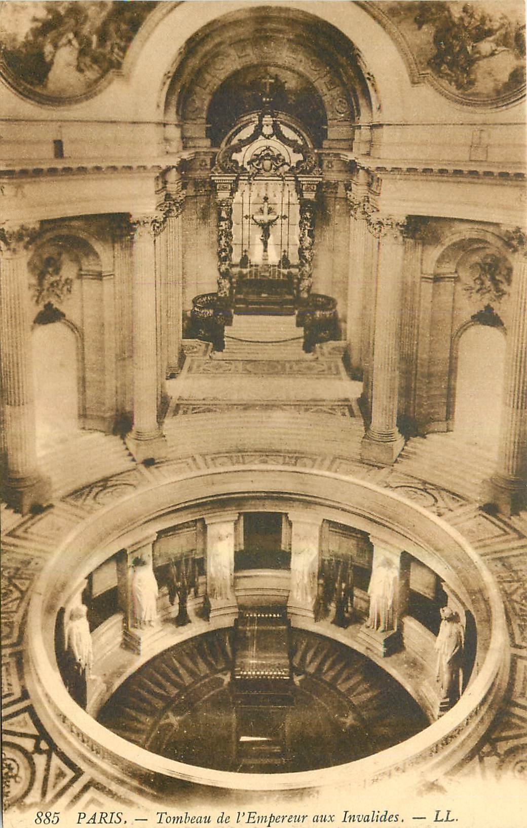 CPA Paris Tombeau de l'Empereur aux Invalides 