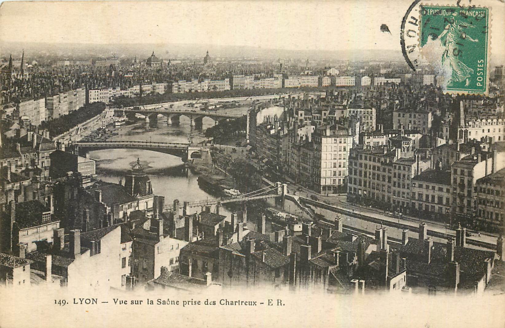 CPA Lyon Vue sur la saone prise des Chartreux 