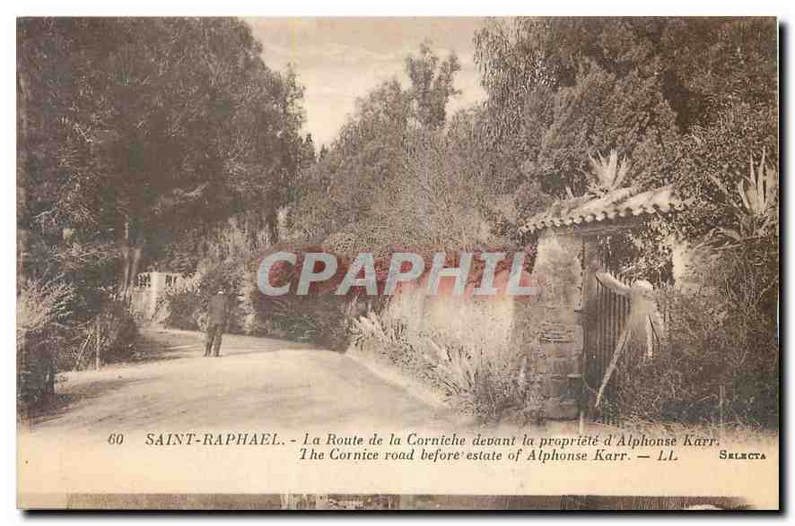 CPA Saint Raphael La Route de la Corniche devant la propriete d'Alphonse Karr 