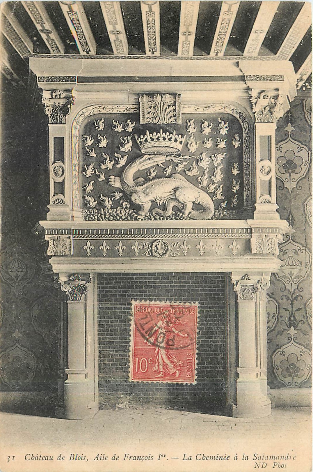 Château de Blois, Aile de François Ier — La Cheminée à la Salamandre — ND Phot