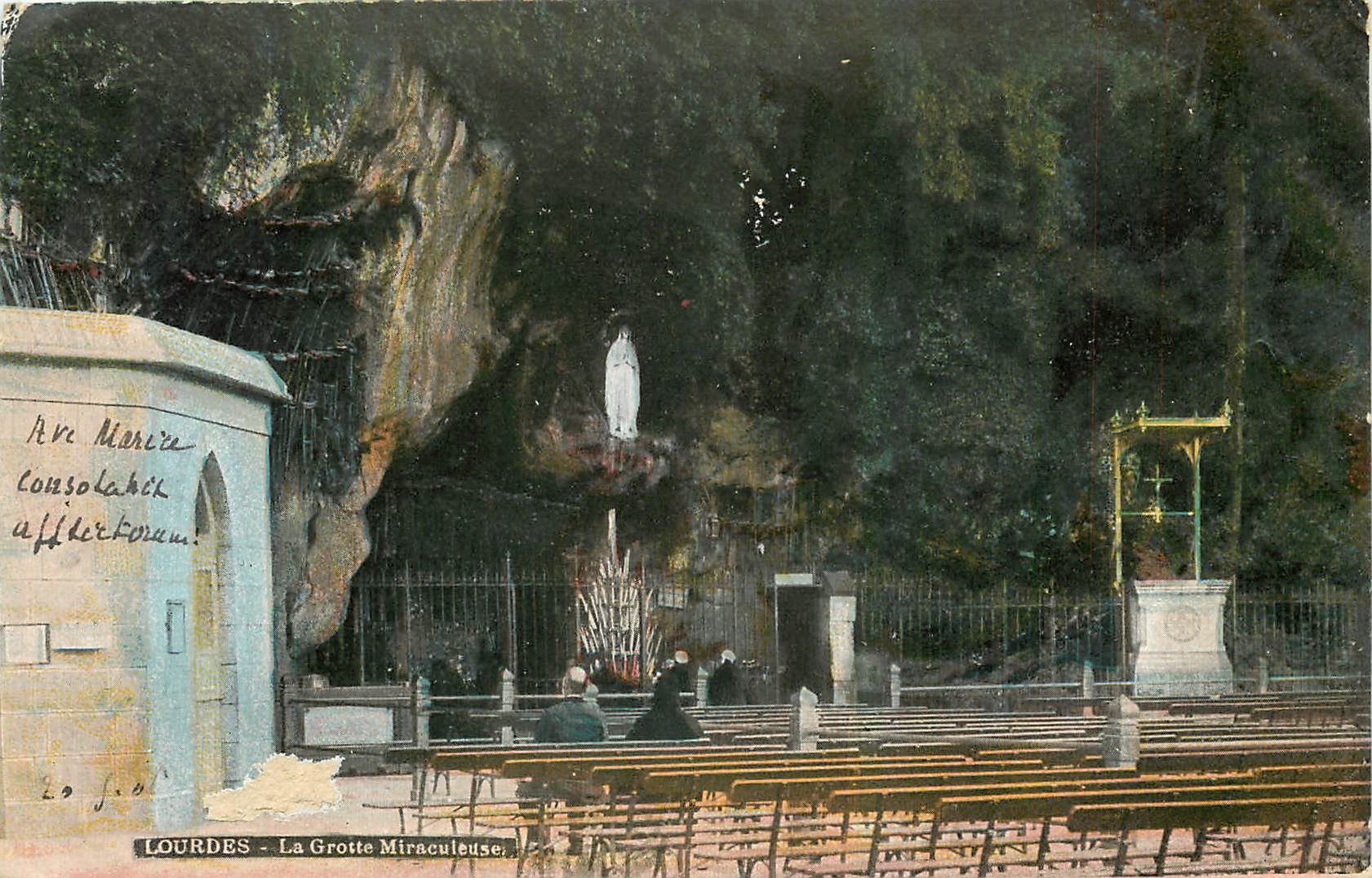 CPA Lourdes La Grotte Miraculeuse 
