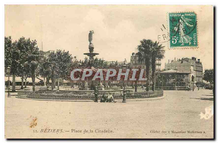 CPA Beziers Place de la Citadelle 