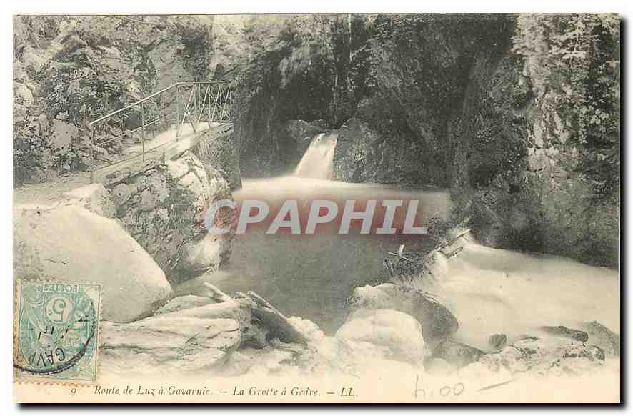 CPA Route de Luz a Gavarnie La Grotte a Gedre 