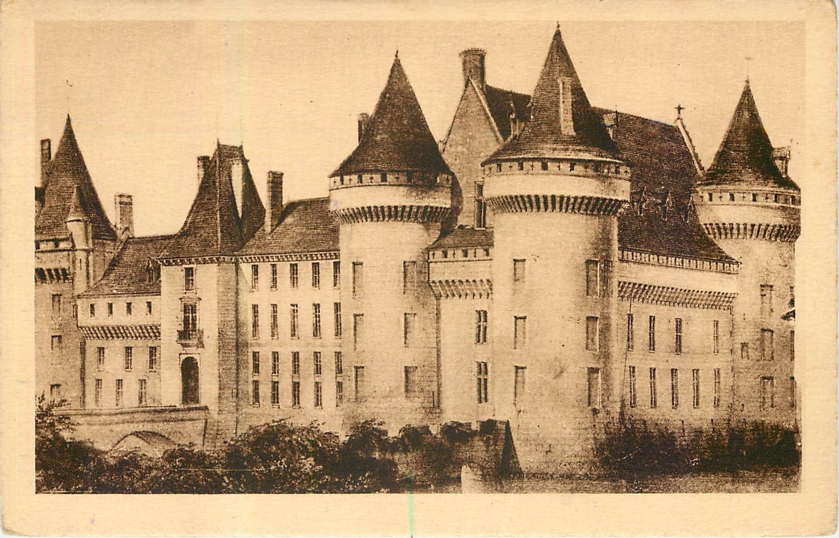 CPA Sully sur Loire Loiret Le Chateau Manoir feodal 