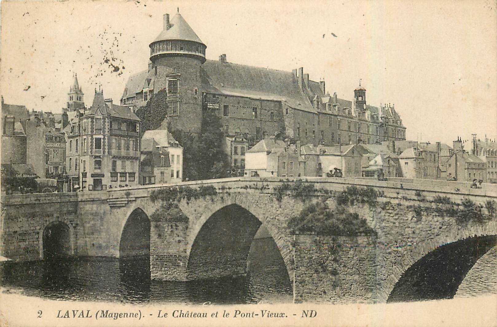 CPA Laval Mayenne Le Chateau et le Pont Vieux 