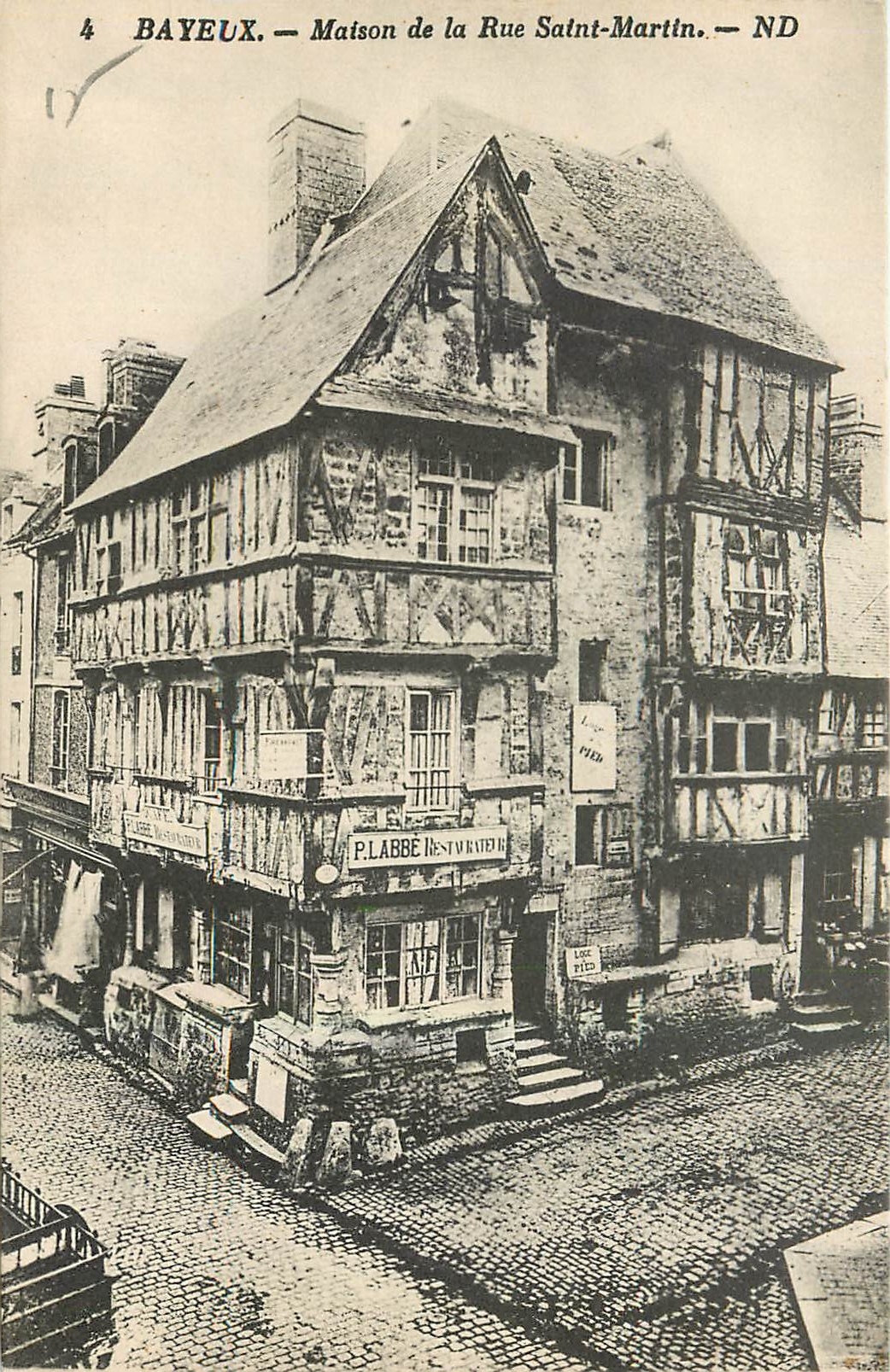 CPA Bayeux Maison dela Rue Saint Martin 