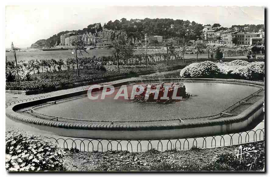 CPA Sanary Bassin du Jardin Public 