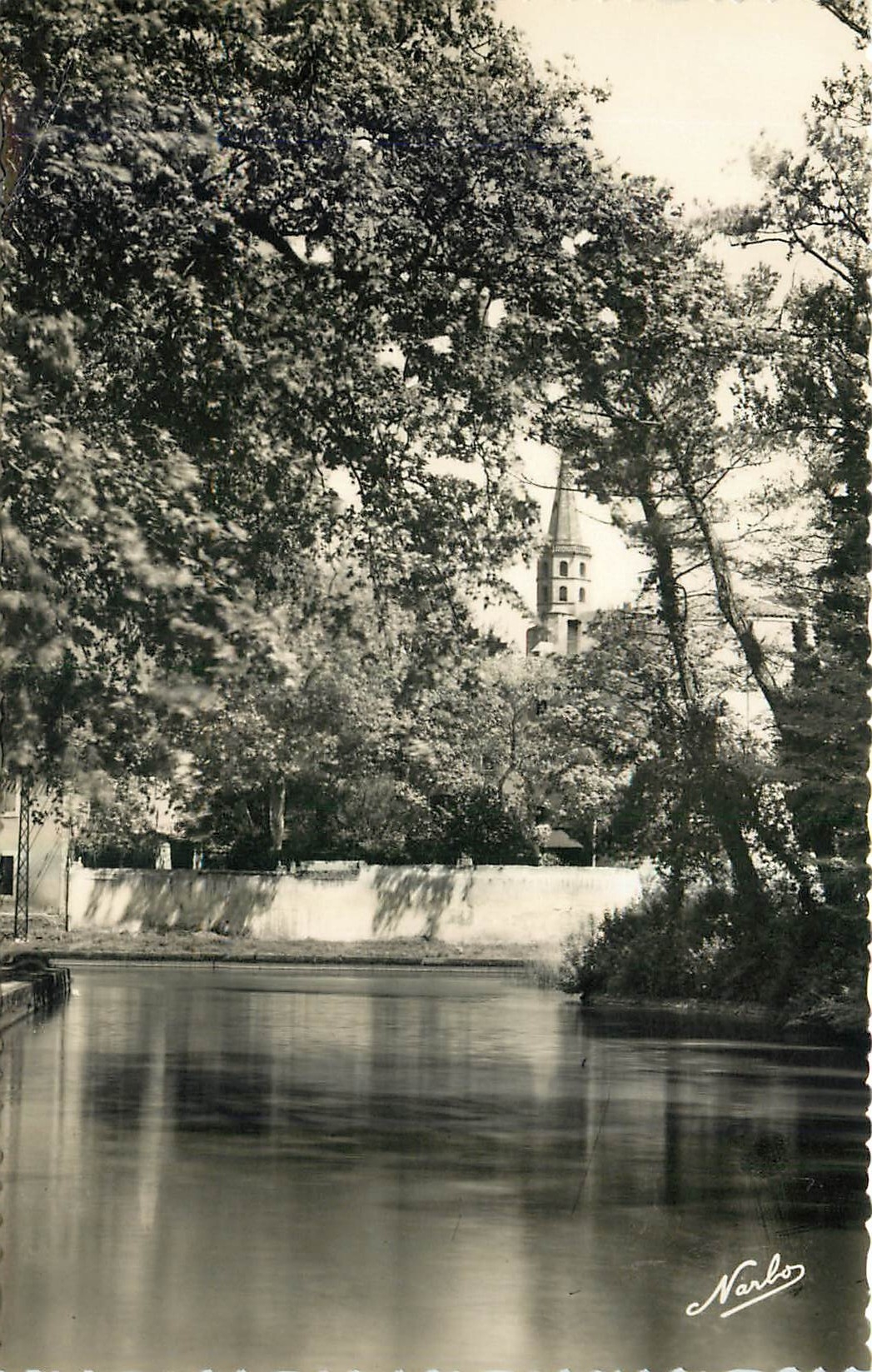 CPA Castelnaudary Aude Un coin du canal du Midi 