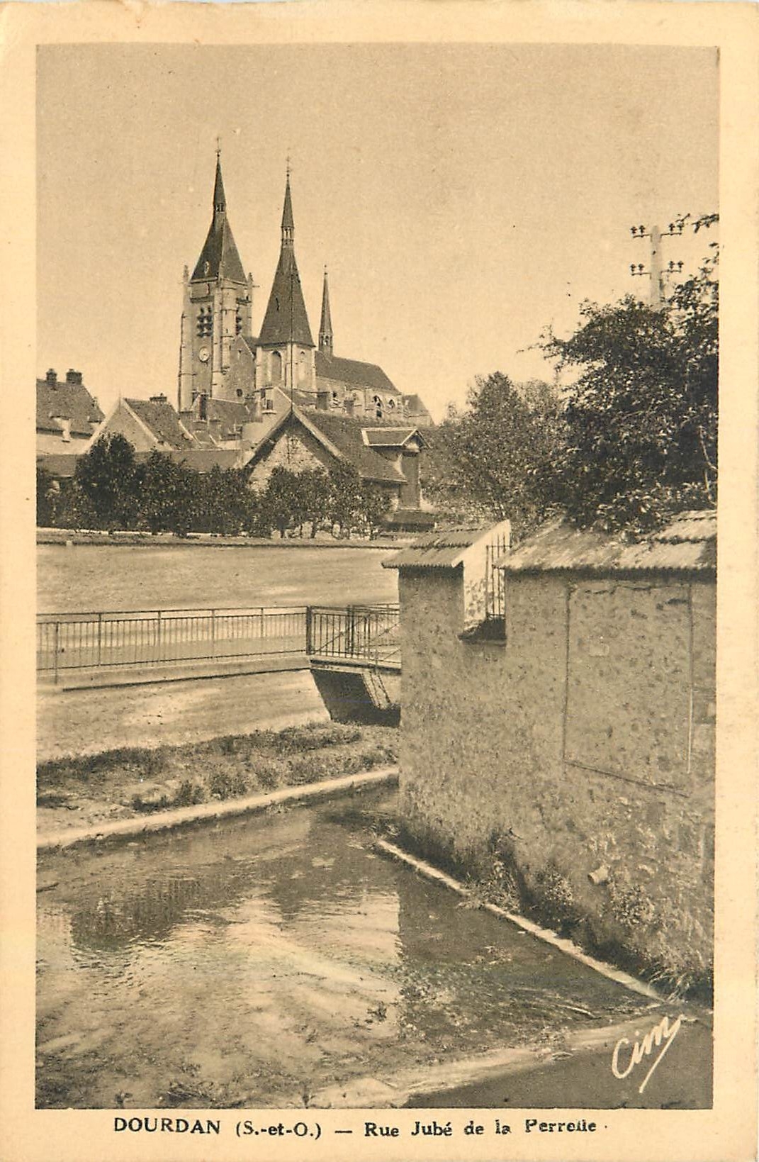 CPA Dourdan S et O Rue Jube de la Perelle 