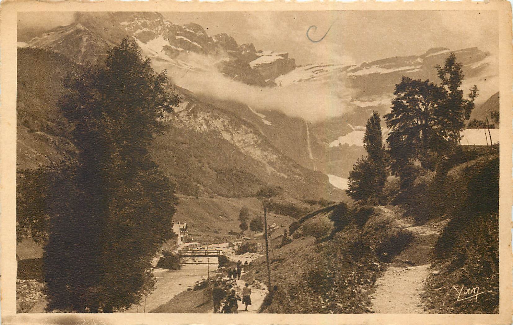 CPA Gavarnie Le cirque vu du Village 