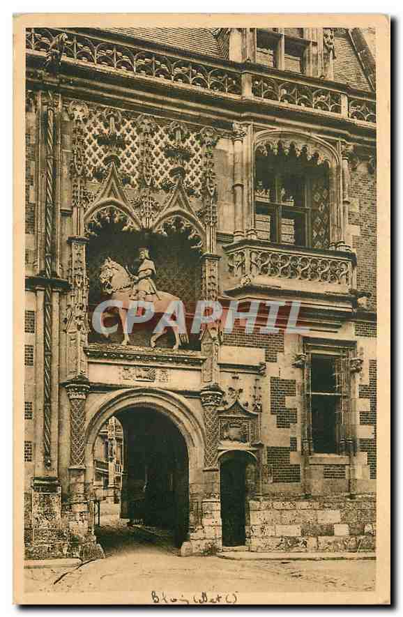 CPA Chateau de Blois Loir et Cher Aile Louis XII Le Portail 