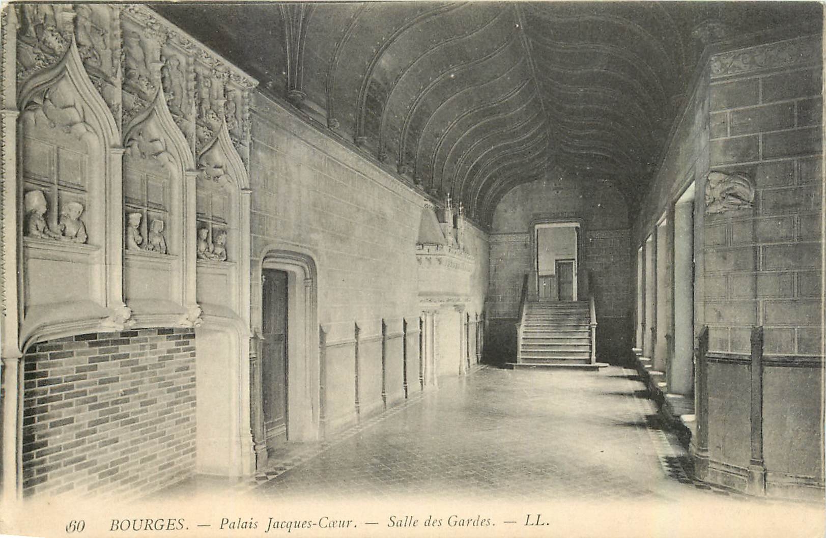 CPA Bourges Palais Jacques Coeur Salle des Gardes 