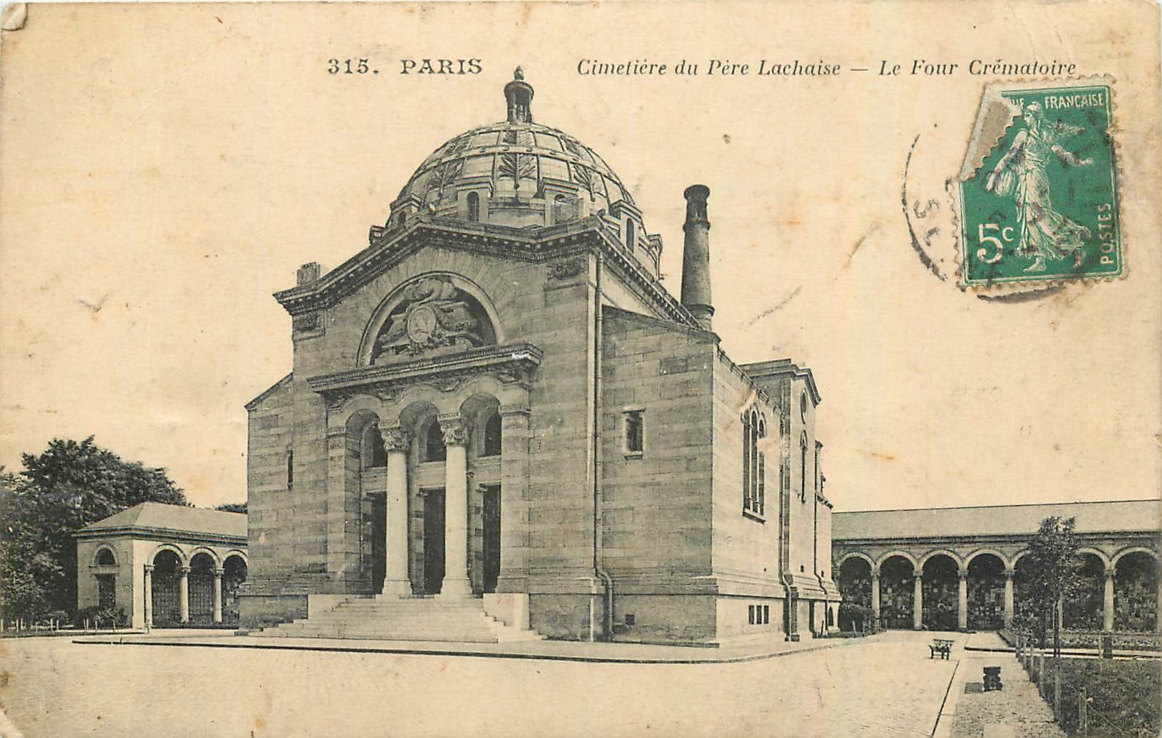 CPA Paris Cimetiere du Pere Lachaise Le Four Crematoire 