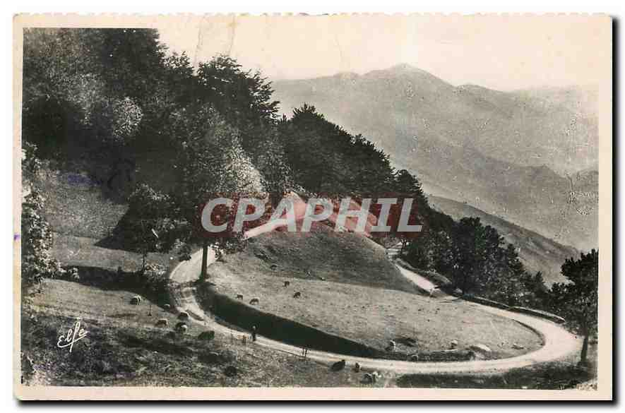 CPA Vallee d'Aure Arreau Hautes Pyrenees Le Fer a Cheval de la route du Col D'Aspin 