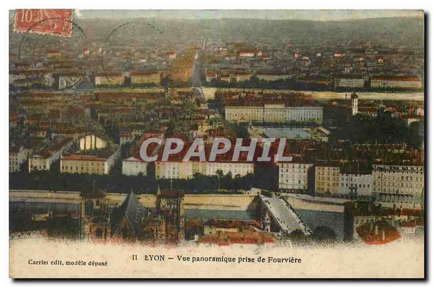 CPA Lyon Vue panoramique prise de Fourviere 