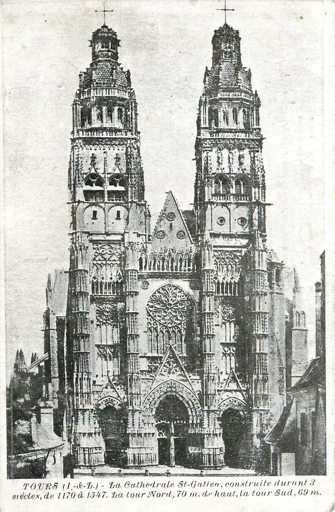 CPA Tours I & L La Cathedrale St Gatien la Tour Nord la Tour Sud 