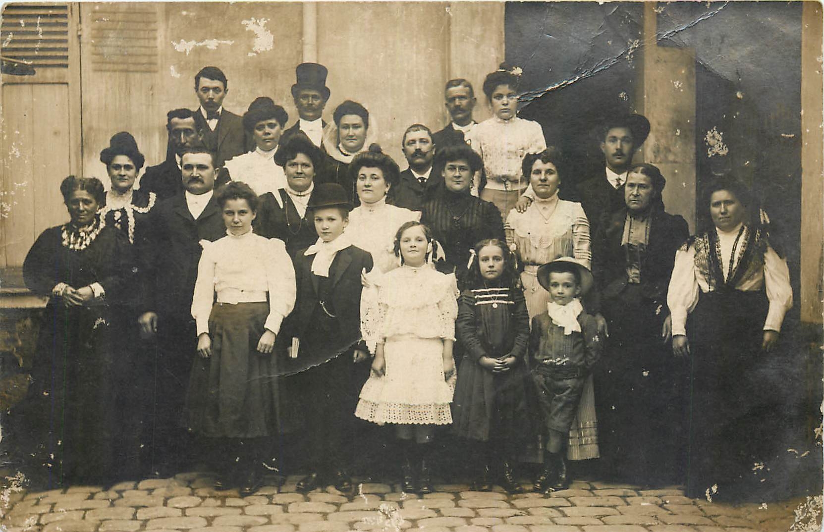 CARTE PHOTO Personnages