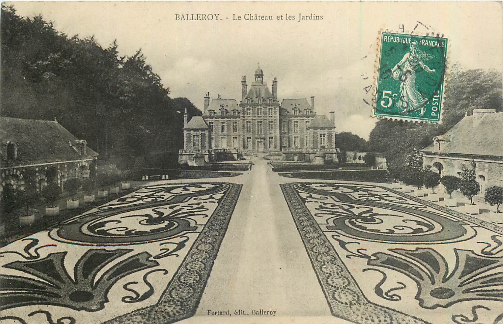 CPA Balleroy Le Chateau et les Jardins 