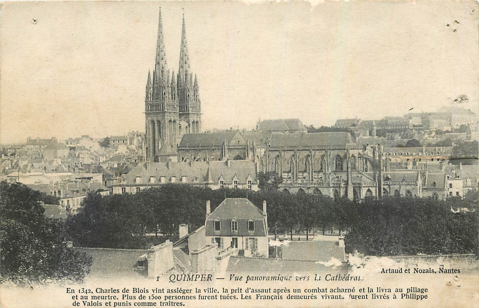 CPA Quimper Vue panoramique vers la Cathedrale 