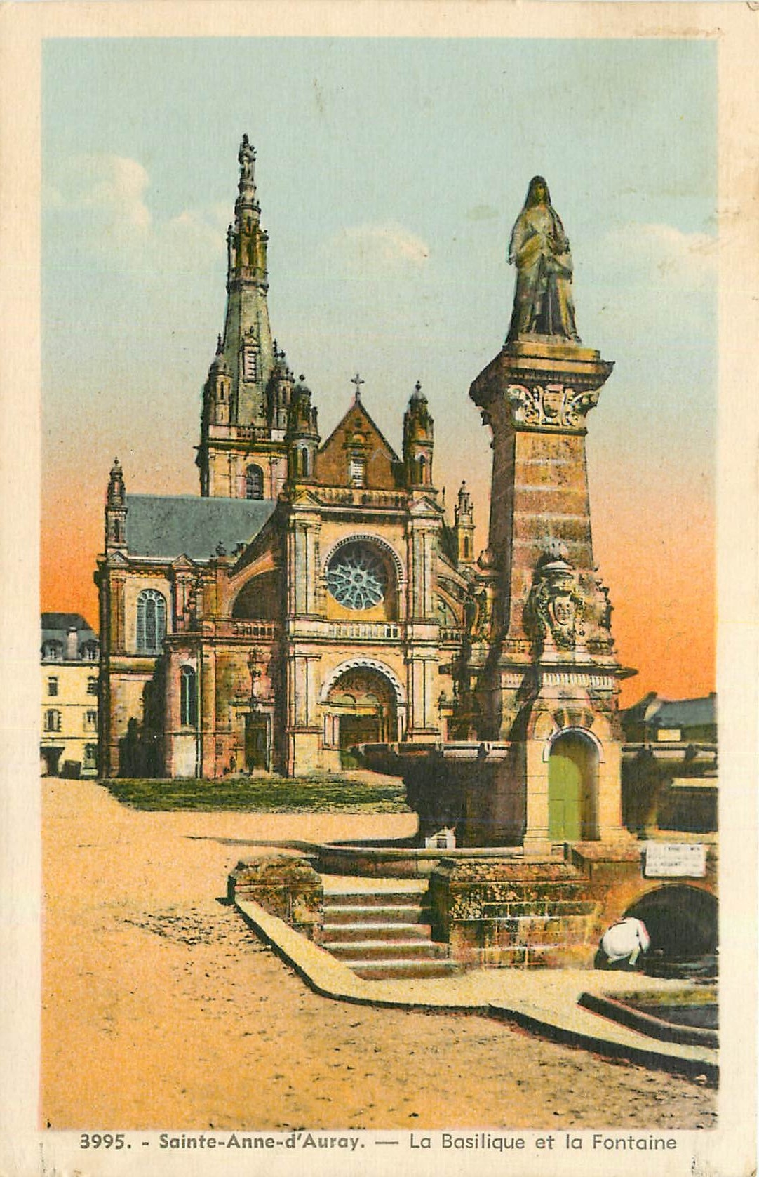Sainte-Anne-d'Auray — La Basilique et la Fontaine — Éditeur non visible, n° de série 3995