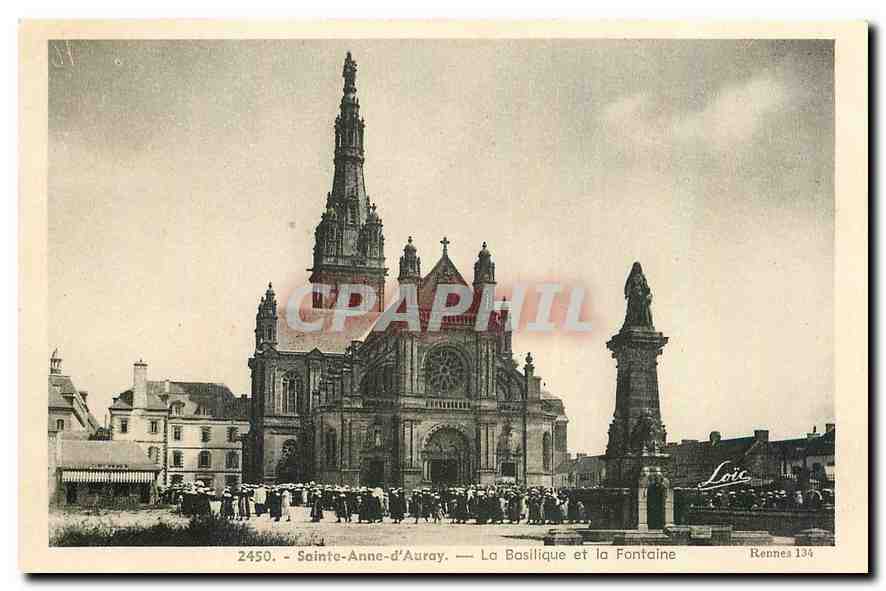 CPA Sainte Anne d'Auray La Basilique et la Fontaine 
