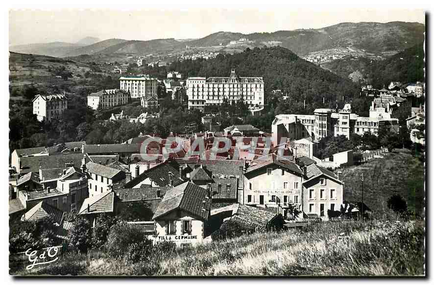 CPM l'Auvergne Chatel Guyon Vue generale Vallee de Sans Souci Mont Chausset A l'Horizon et a gauche 