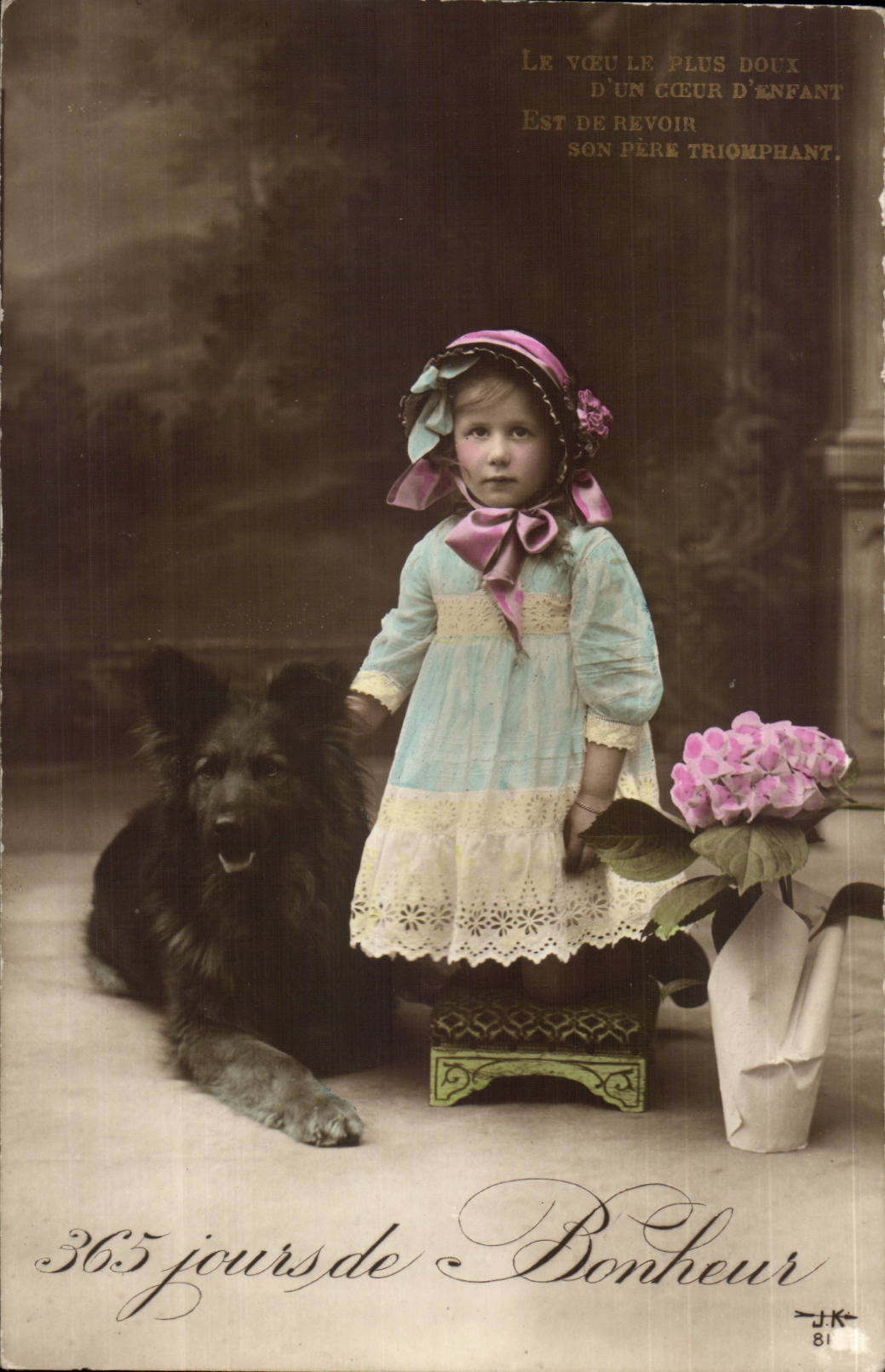 CPA Fantaisie Enfant et chien