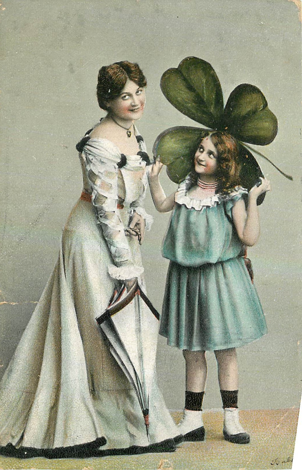 CPA Femme Enfant