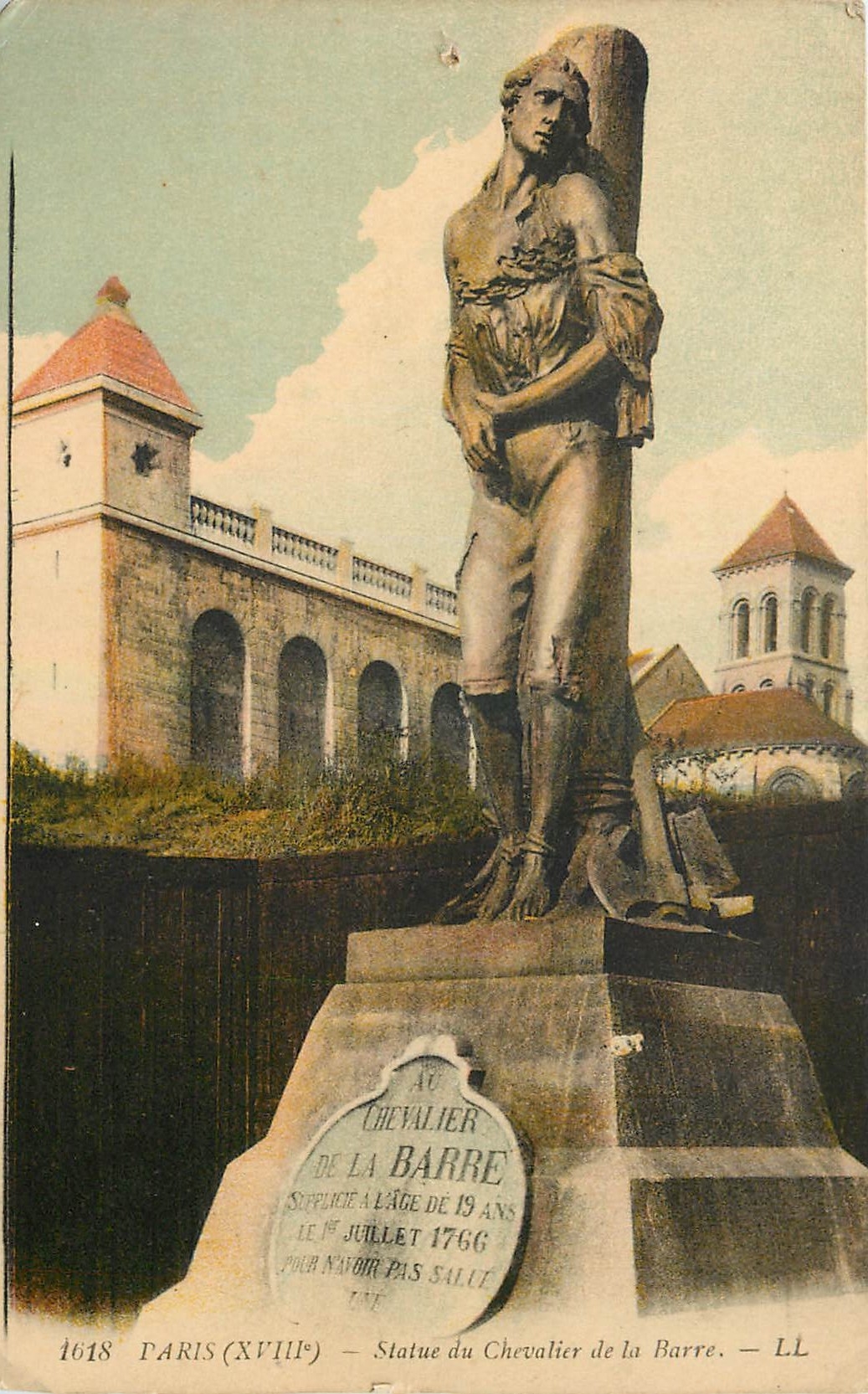 CPA Paris Statue du Chervalier de la Barre 