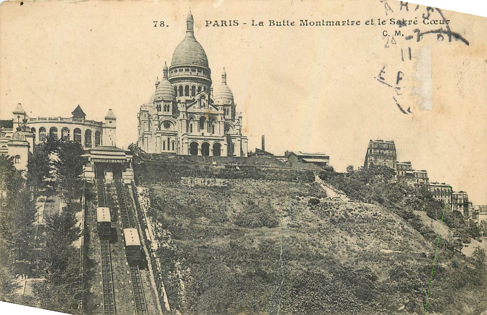 CPA Paris La Butte Montmartre et le Sacre Coeur 
