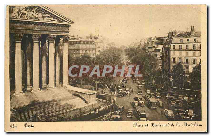 CPA Paris Place et Boulevard de la Abadeleine 
