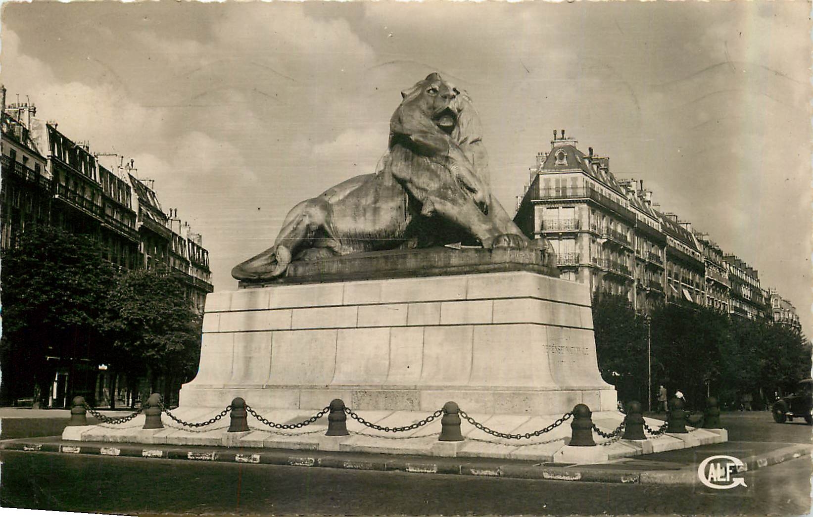 CPA Paris Le Lion de Belfort 